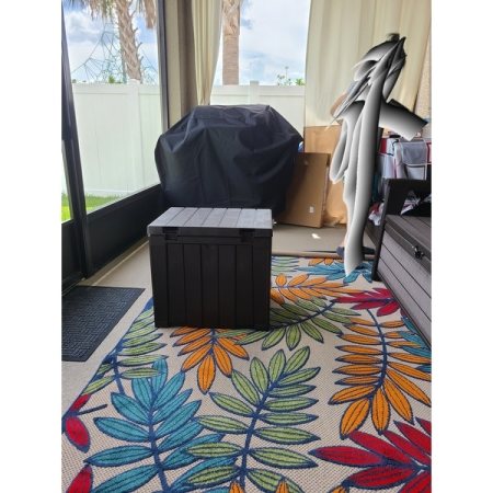 Customer image 108