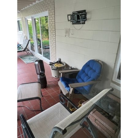 Customer image 132