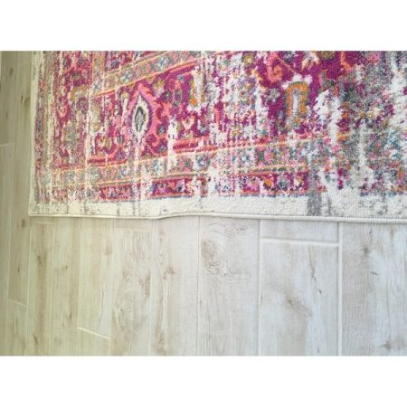 Customer image 107