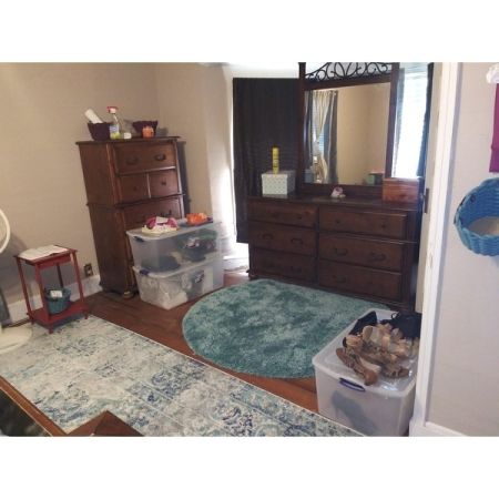 Customer image 700