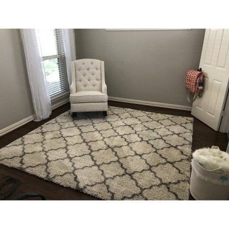 Customer image 571