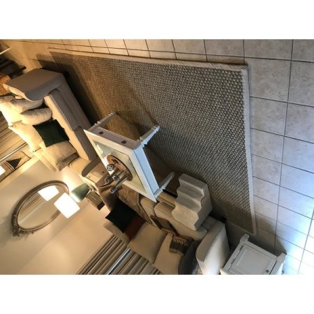 Customer image 742