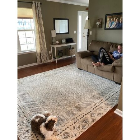 Customer image 404