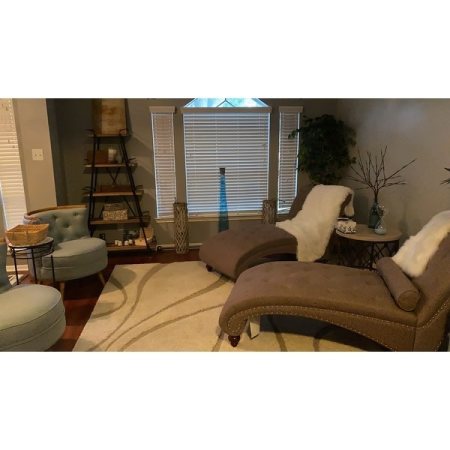 Customer image 116