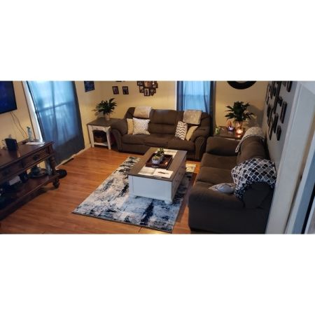 Customer image 211