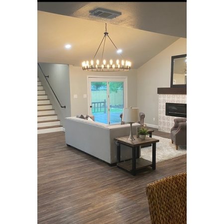 Customer image 116
