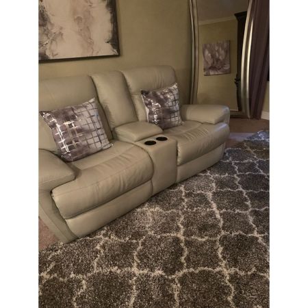 Customer image 402