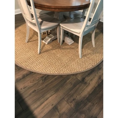 Customer image 390