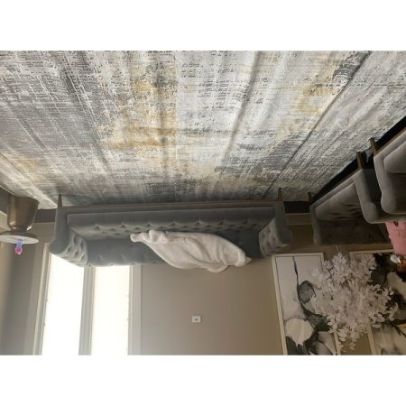 Customer image 70