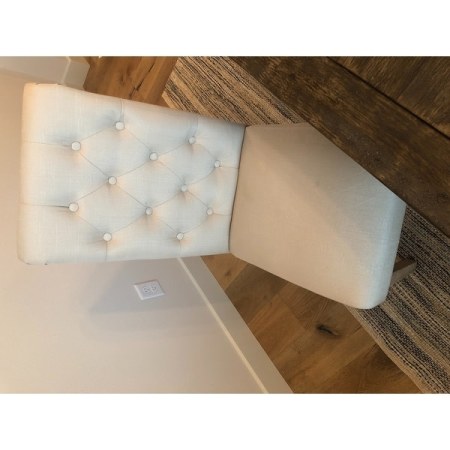 Customer image 216