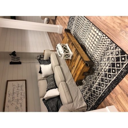 Customer image 576