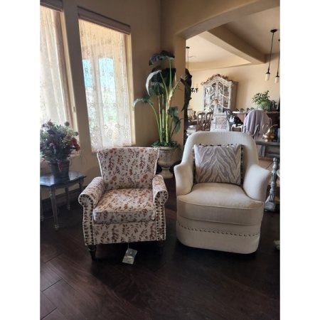 Customer image 40