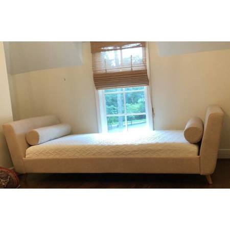 Customer image 290