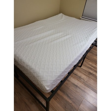Customer image 122