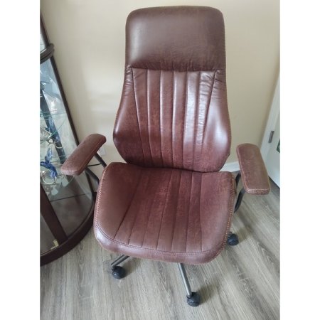 Customer image 114