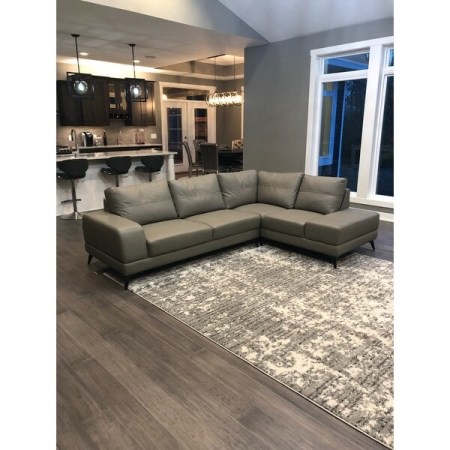 Customer image 533