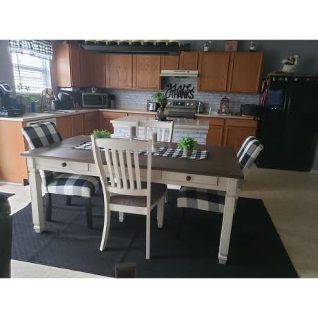 Customer image 90
