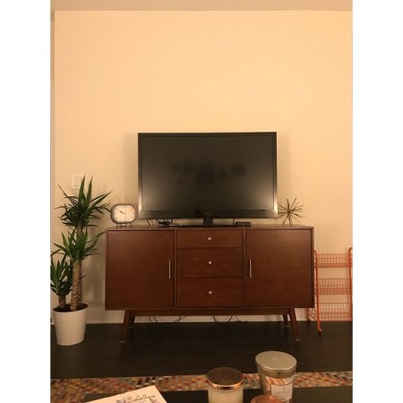 Customer image 102