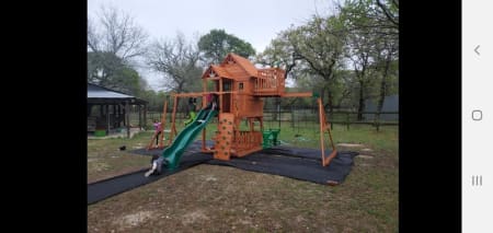 Customer image 215