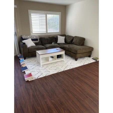 Customer image 127