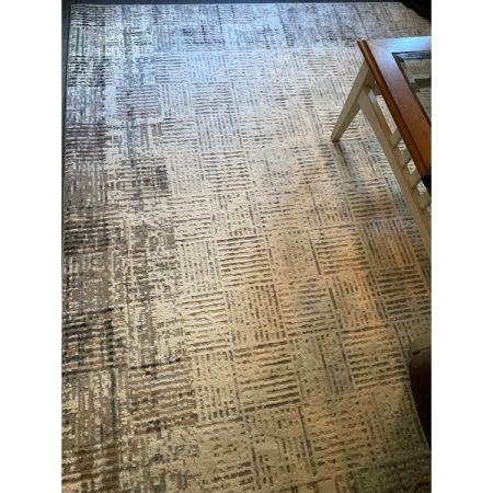 Customer image 40