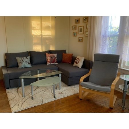 Customer image 326