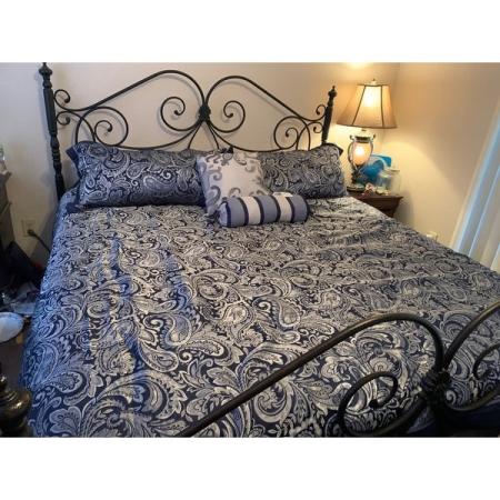 Customer image 72
