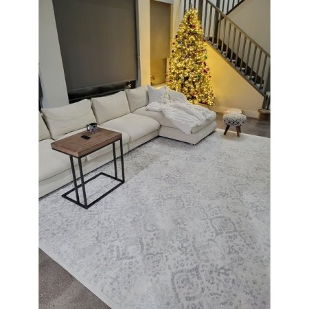 Customer image 103