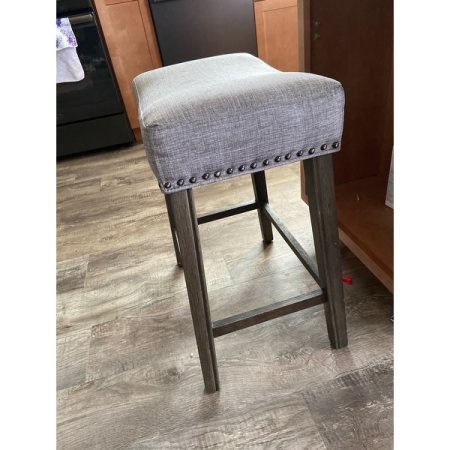 Customer image 323