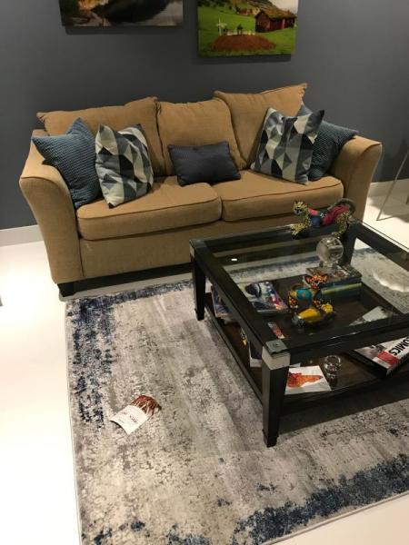 Customer image 381