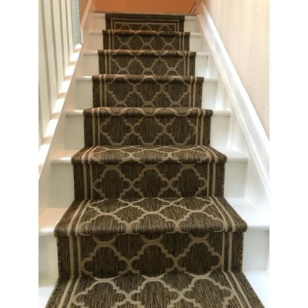 Customer image 172
