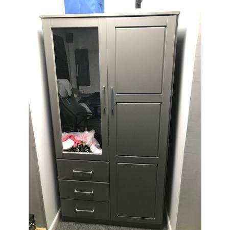 Customer image 33