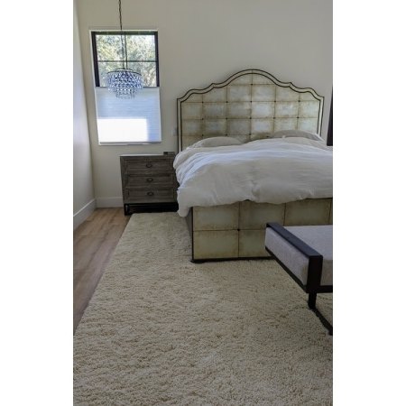 Customer image 82