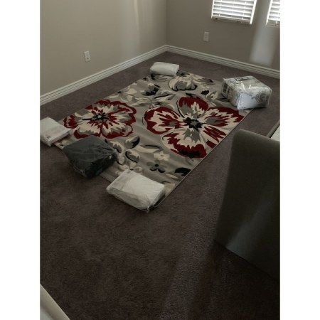 Customer image 132