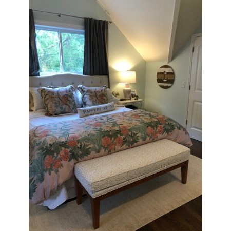 Customer image 340
