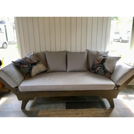 Customer image 115