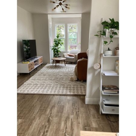 Customer image 162