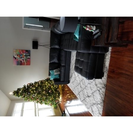 Customer image 749