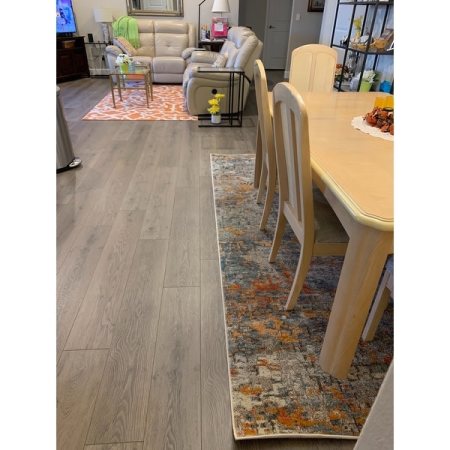 Customer image 290