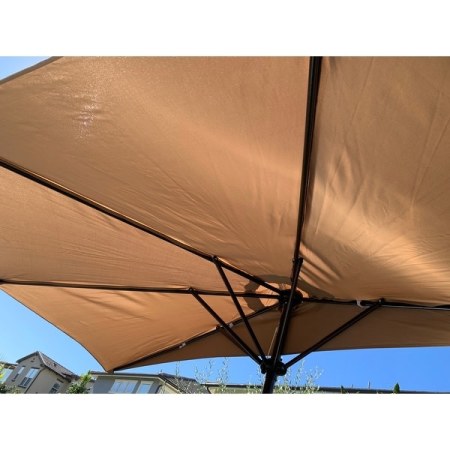 Customer image 24