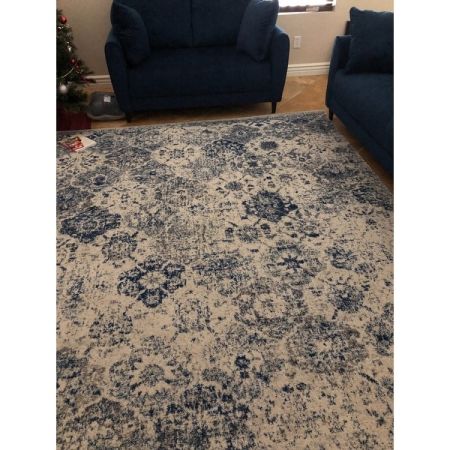 Customer image 490