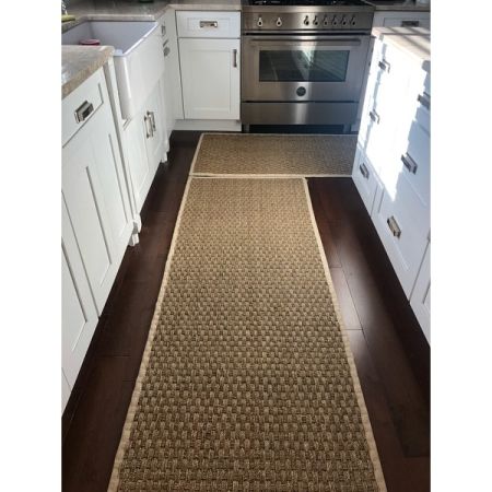 Customer image 702