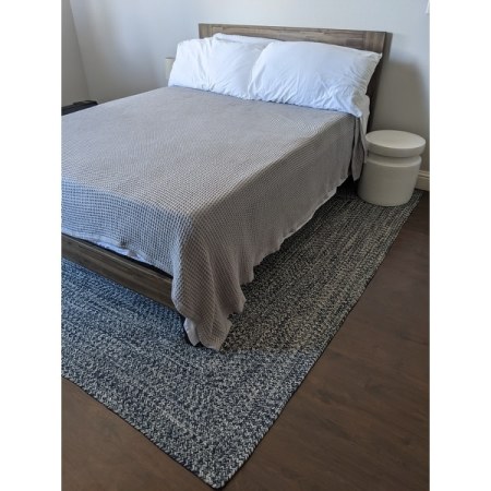 Customer image 214