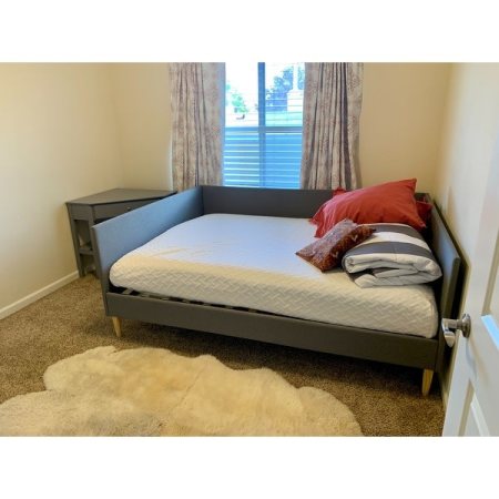 Customer image 376
