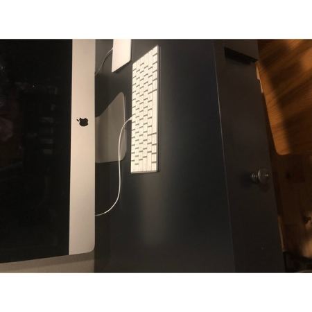 Customer image 72