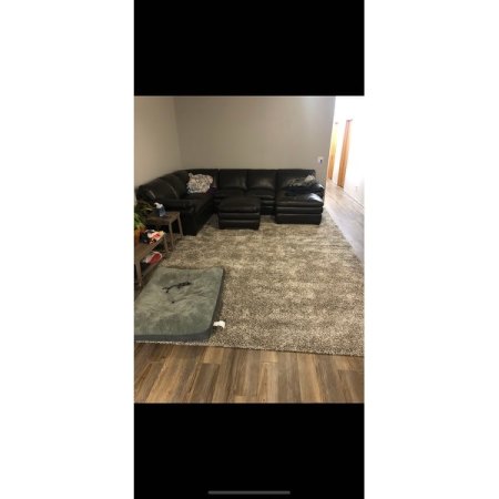 Customer image 705