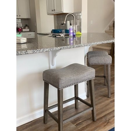 Customer image 205