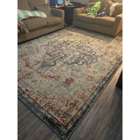 Customer image 380