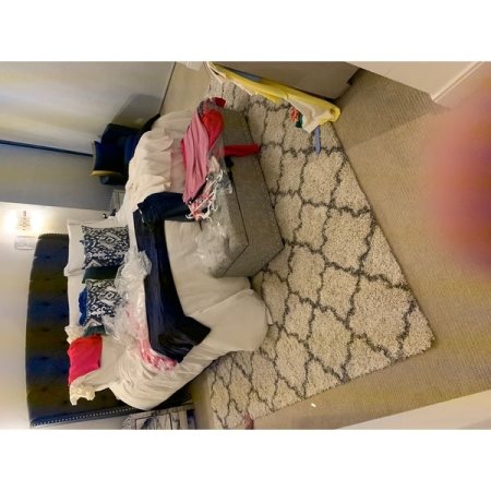 Customer image 418