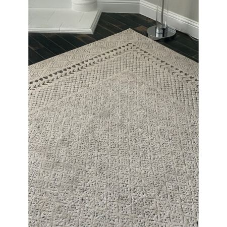 Customer image 503